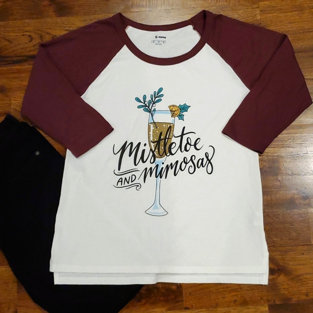 Womens Soffe "Mistletoe & Mimosas" graphic 3/4 sleeve top size M